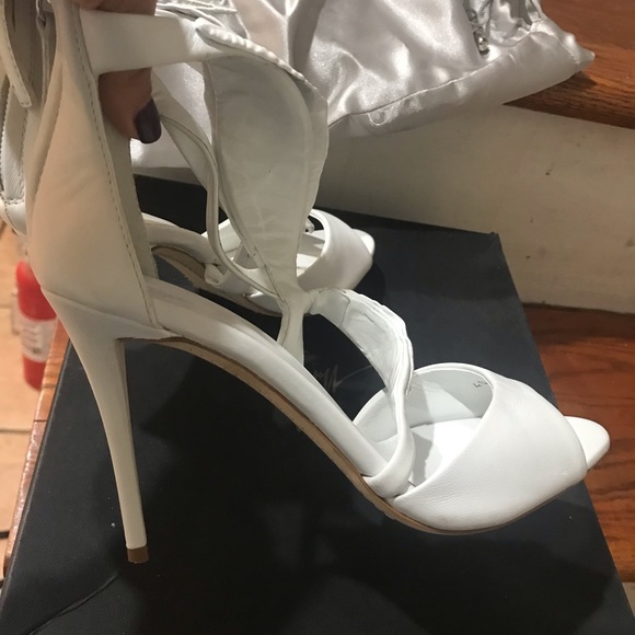 Giuseppe Zanotti double leaf heels - Picture 5 of 8
